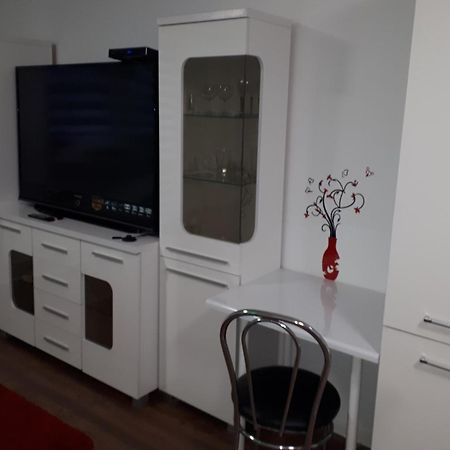 Apartament Centrum Panoramiczna Big Ben Z Balkonem-- Klimatyzacja-- Kielce Exterior foto
